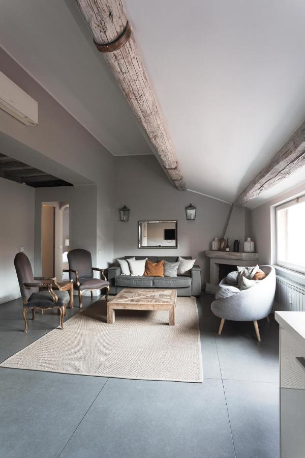Apartmán Charming Penthouse In Piazza Venezia With Terrace Řím Exteriér fotografie